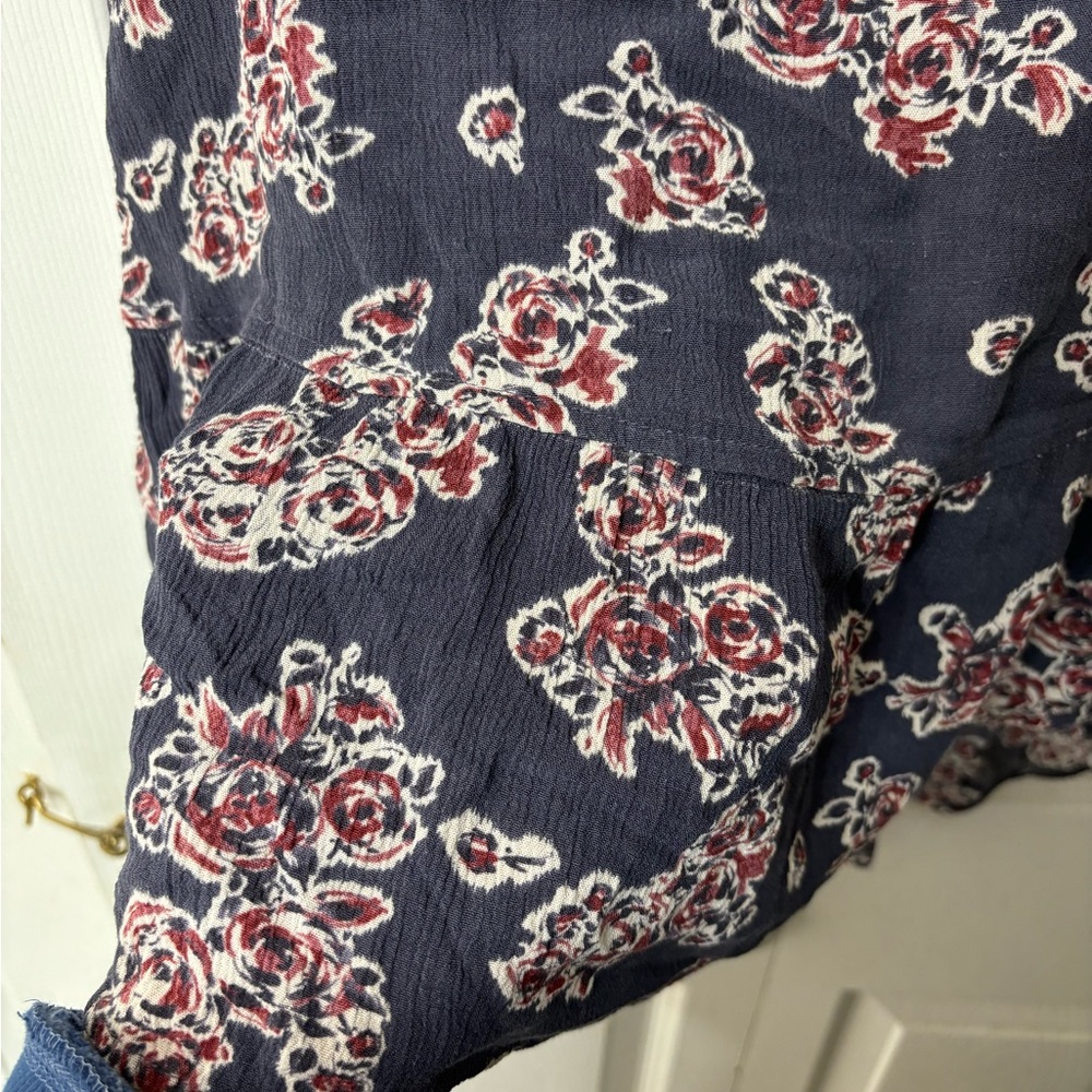 ANTHROPOLOGIE LUSH RUFFLE TOP - Picture 3 of 7